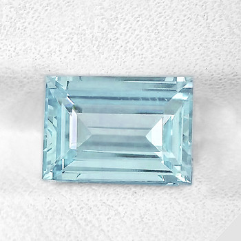 8.5x6 mm Baguette {1.65ct} AAA Luster Natural Sky Blue Aquamarine [Flawless-VVS]