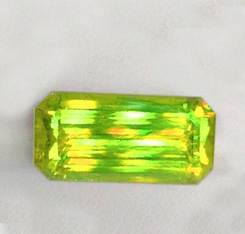 8x4.5 mm Octagon {1.05ct} Superb Luster Rainbow Spark Natural Intense Canary Green Sphene [VVS]