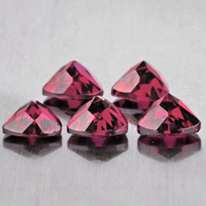 5.50 mm Trillion 5 pcs Natural Brilliant Cherry Pink Rhodolite Garnet [Flawless-VVS]