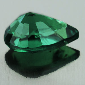 10x7 mm Pear 1.90cts Fire Luster Natural Blue Green Tourmaline [Flawless-VVS]