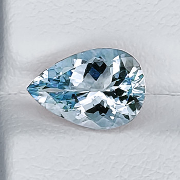10x7 mm Pear 1.45cts Brilliant Luster Natural Sky Blue Aquamarine [Flawless-VVS]