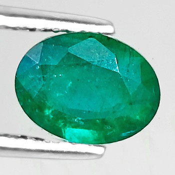 8x6 mm Oval {1.15ct} Lustrous Natural Brilliant Green Emerald [SI]
