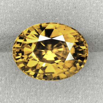 8x6 mm Oval {2.28ct} Top Fire Rainbow Flashes Natural Golden Zircon [Flawless-VVS]