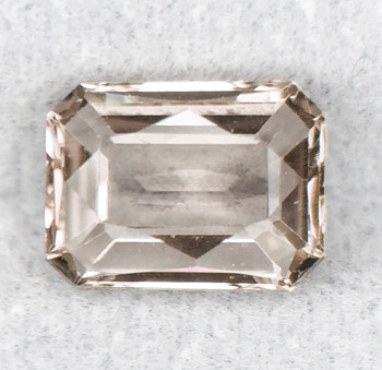7x5 mm Octagon {0.90ct} Fire Luster Natural Peach Sapphire [Flawless-VVS]