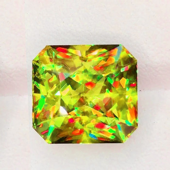 5.50 mm Octagon 0.95cts Superb Luster Rainbow Spark Natural Canary Yellow Sphene [Flawless-VVS]