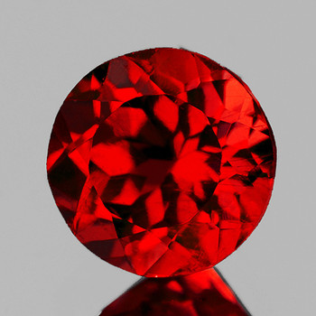 4.00 mm Round {0.35ct} AAA Luster Natural Intense Red Sapphire [Flawless-VVS]