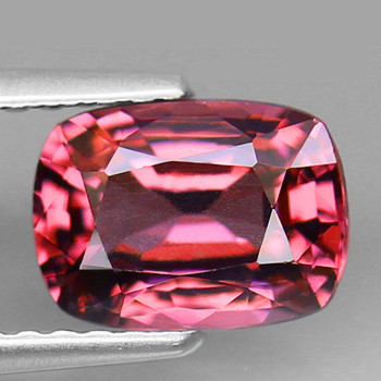 7x5 mm Cushion {1.05ct} Top Luster Natural Pink Orange Sapphire [Flawless-VVS]