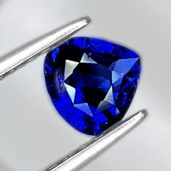 7x6 mm Pear 1.10ct Sparkling Natural SriLanka Royal Blue Sapphire [Flawless-VVS]