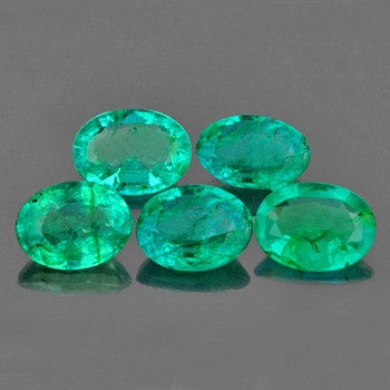 4.5x3.5 mm Oval 5 pcs Lustrous Natural Zambian Green Emerald [VS-SI]