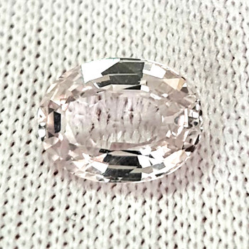 7x5 Oval {1.08ct} Fire Luster Natural White Sapphire [Flawless-VVS]