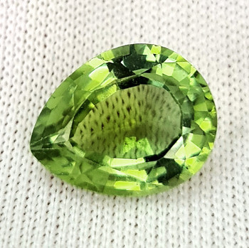 11.5x8 mm Pear {3.38cts} Sparkling Luster Natural Green Tourmaline [Flawless-VVS]