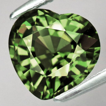 7.00 mm Heart {1.40ct} Brilliant Natural Madagascar Golden Green Sapphire [Flawless-VVS]-AAA Grade