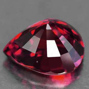 10x7 mm Pear {2.92cts} AAA Luster Natural Raspberry Pink Rhodolite Garnet [Flawless-VVS]
