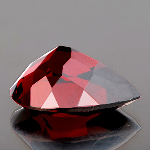 14x9 mm Pear {4.62cts} Natural Red Mozambique Garnet [Flawless-VVS]