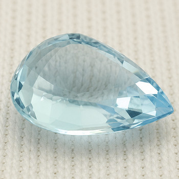 9.5x7 mm Pear {1.95ct} AAA Luster Natural Santa Maria Blue Aquamarine [Flawless-VVS]