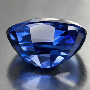 7x5 mm Oval {1.22ct} Lustrous Natural SriLanka Blue Sapphire [VVS-VS]