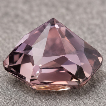 6.00 mm Fancy {1.20ct} AAA Luster Natural Color Change Sapphire [VS-Eye  Clean]