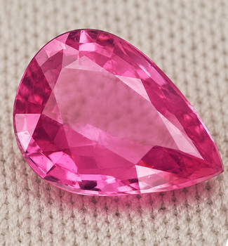8x6 mm Pear {0.96ct} Fire Luster Natural Top Intense Pink Sapphire [Flawless-VVS]