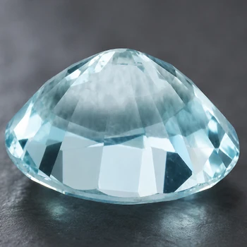 8x7 mm Oval {1.40ct} Superb Luster Natural Blue Aquamarine [Flawless-VVS]