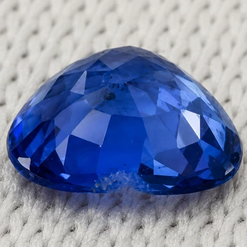 5.5x4.5 mm Heart 0.52ct AAA Luster Natural Royal Blue Sapphire [Flawless-VVS]
