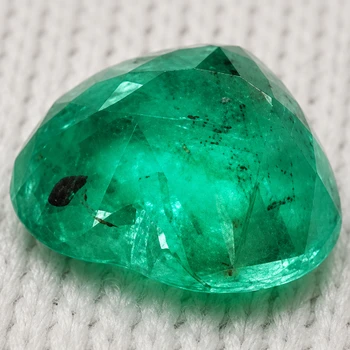 6.00 mm Heart 0.66ct Natural Zambian Brilliant Green Emerald [SI]