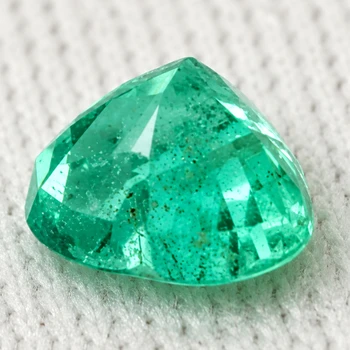 5.00 mm Heart 0.45ct Natural Zambian Brilliant Green Emerald [SI]