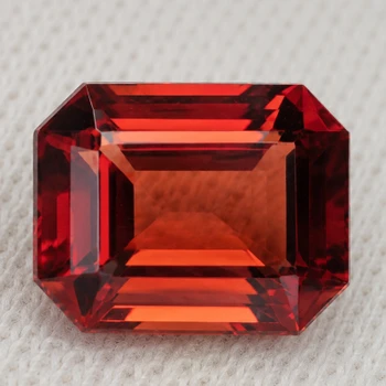 7.5x6.5 mm Octagon 2.06ct Fire Luster Natural Mahenge Intense Orange Malaya Garnet [Flawless-VVS]