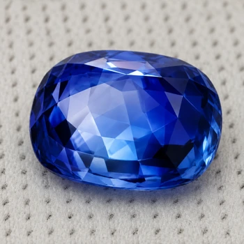 6.50 mm Cushion {1.30ct} Fire Luster Natural Bi-Color Royal Blue Sapphire [Flawless-VVS]