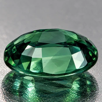 6.5x4.5 mm Oval 0.72ct Brilliant Natural Green Sapphire [Flawless-VVS]