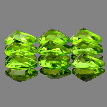 6x4 mm  PEAR 9 PIECES SPARKLING NATURAL GREEN PERIDOT [FLAWLESS-VVS]