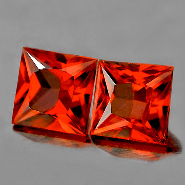 3.20 mm Square Princess 2 pcs AAA Fire Luster Natural Hot Orange Sapphire [Flawless-VVS]