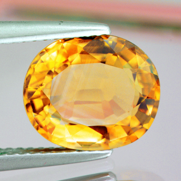 6.7x5.7 mm Oval 1.00ct AAA Luster Natural Golden Yellow Sapphire [VVS]