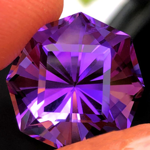22x21 mm Fancy Cut 42.10cts Sparkling Luster Natural Purple Amethyst [Flawless-VVS]
