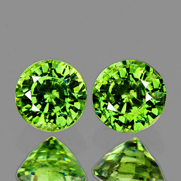 4.20 mm Round 2pcs Top Rainbow Sparkles Natural Apple Green Demantoid Garnet [VS]