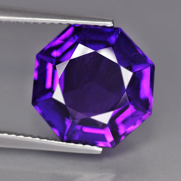 18.50 mm Octagon Fancy 28.30cts AAA Luster Natural Intense Purple Amethyst [Flawless-VVS]