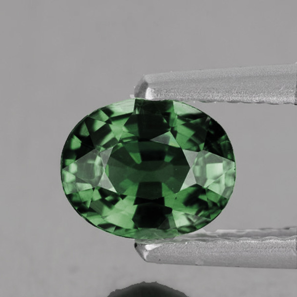 7.5x5.5 mm Oval 1.30ct Fire Luster Natural Unheated Green Sapphire [VVS]