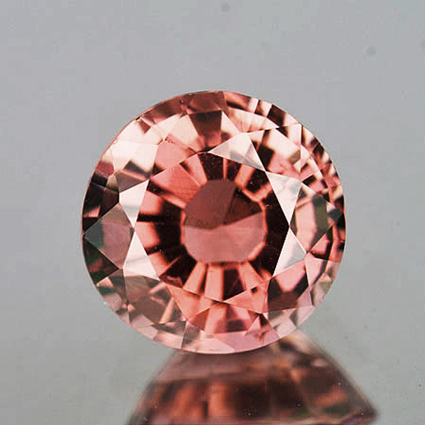 4.50 mm Round 0.53ct AAA Luster Natural Brilliant Golden Pink Mogok Spinel [Flawless-VVS]