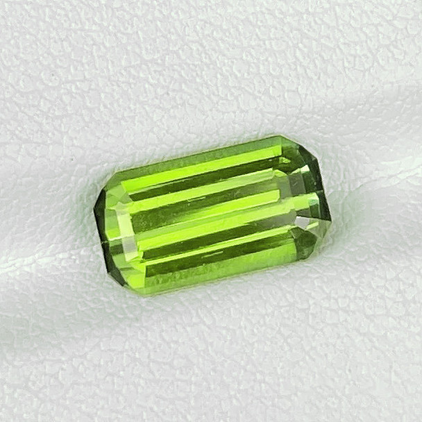 9x5 mm Octagon 1.22cts Sparkling Natural Green Tourmaline [Flawless-VVS]