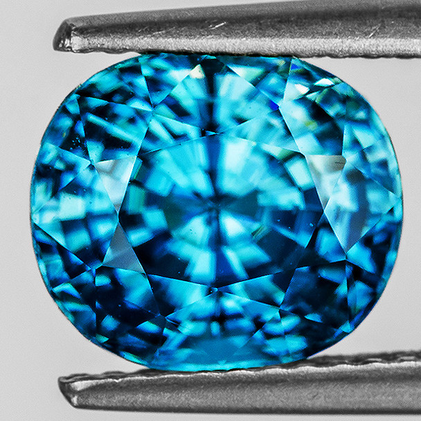 7.5x6.5 mm Oval 3.00cts Top Luster Natural Electric Blue Zircon [Flawless-VVS]