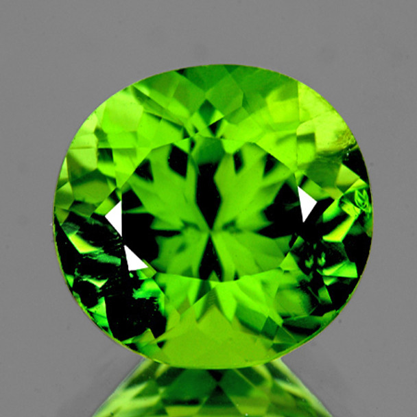 9.00 mm Semi-Round 3.56cts AAA Fire Natural Top Pakistan Green Peridot [Flawless-VVS]-AAA Grade