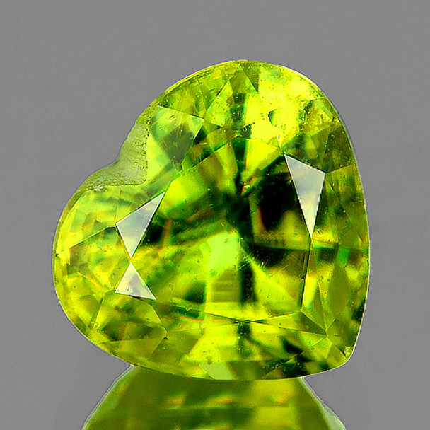 6.00 mm Heart 1.03cts Superb Luster Rainbow Spark Natural Canary Green Sphene [Flawless-VVS]