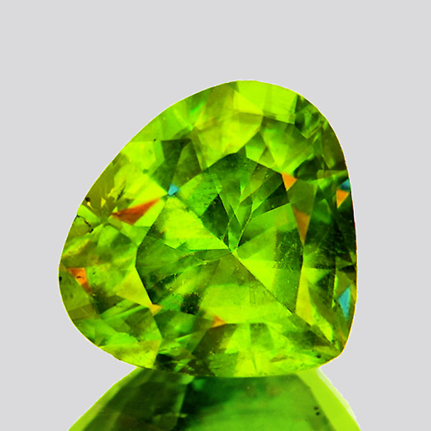 8.50 mm Pear 1.92cts Superb Luter Rainbow Spark Natural Canary Green Sphene [VVS]-Free Certificate