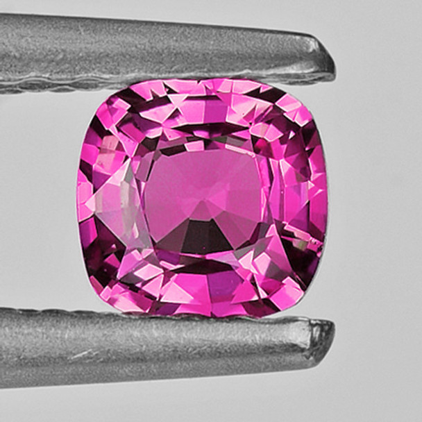 4.00 mm Cushion 1 pieces Top Luster Natural Top Intense Pink Sapphire [Flawless-VVS]