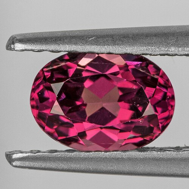 7x5 mm Oval 1.18cts Natural Pink Rhodolite Garnet [Flawless-VVS]