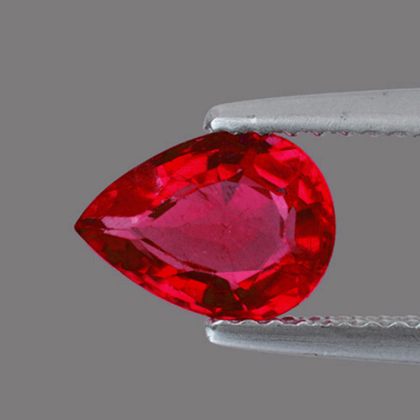 6.7x5 mm Pear 1 piece Natural Red Mozambique Ruby [VVS-VS]