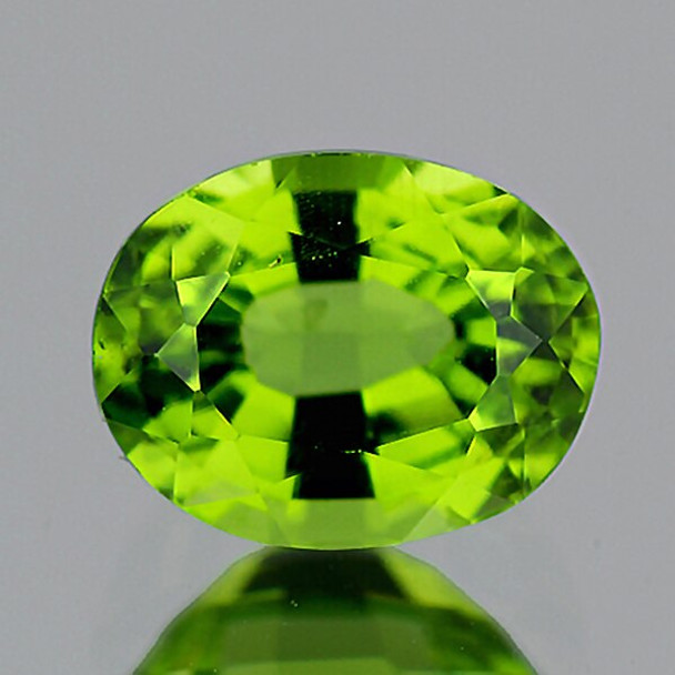 7.5x6 mm Oval 1.52cts Natural Top Green Peridot [Flawless-VVS]