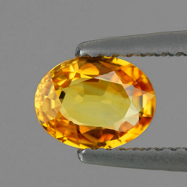 7x5.5 mm Oval 0.96ct Natural Golden Yellow Sapphire [Flawless-VVS]-AAA Grade