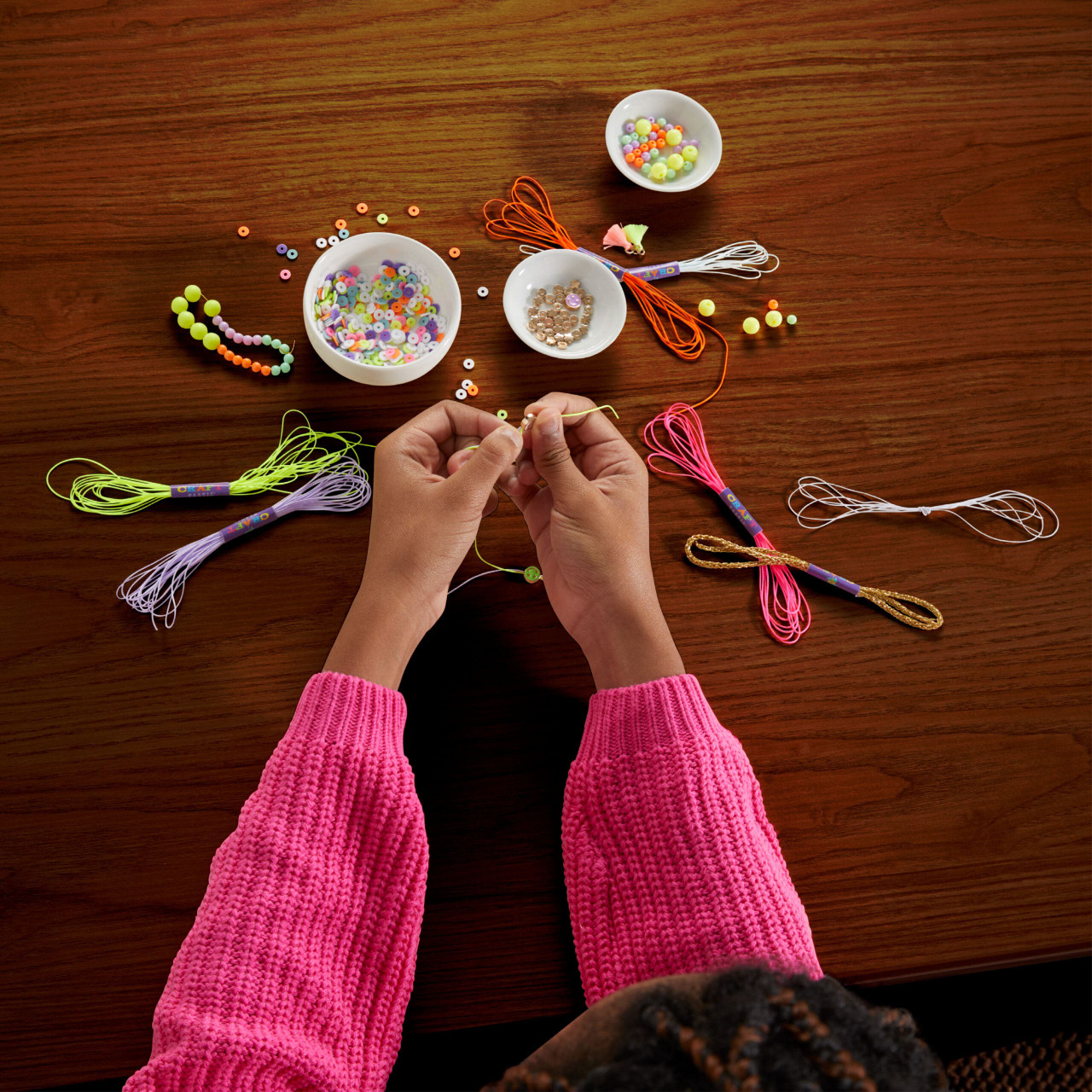 Craft-Tastic Neon Bracelet Box