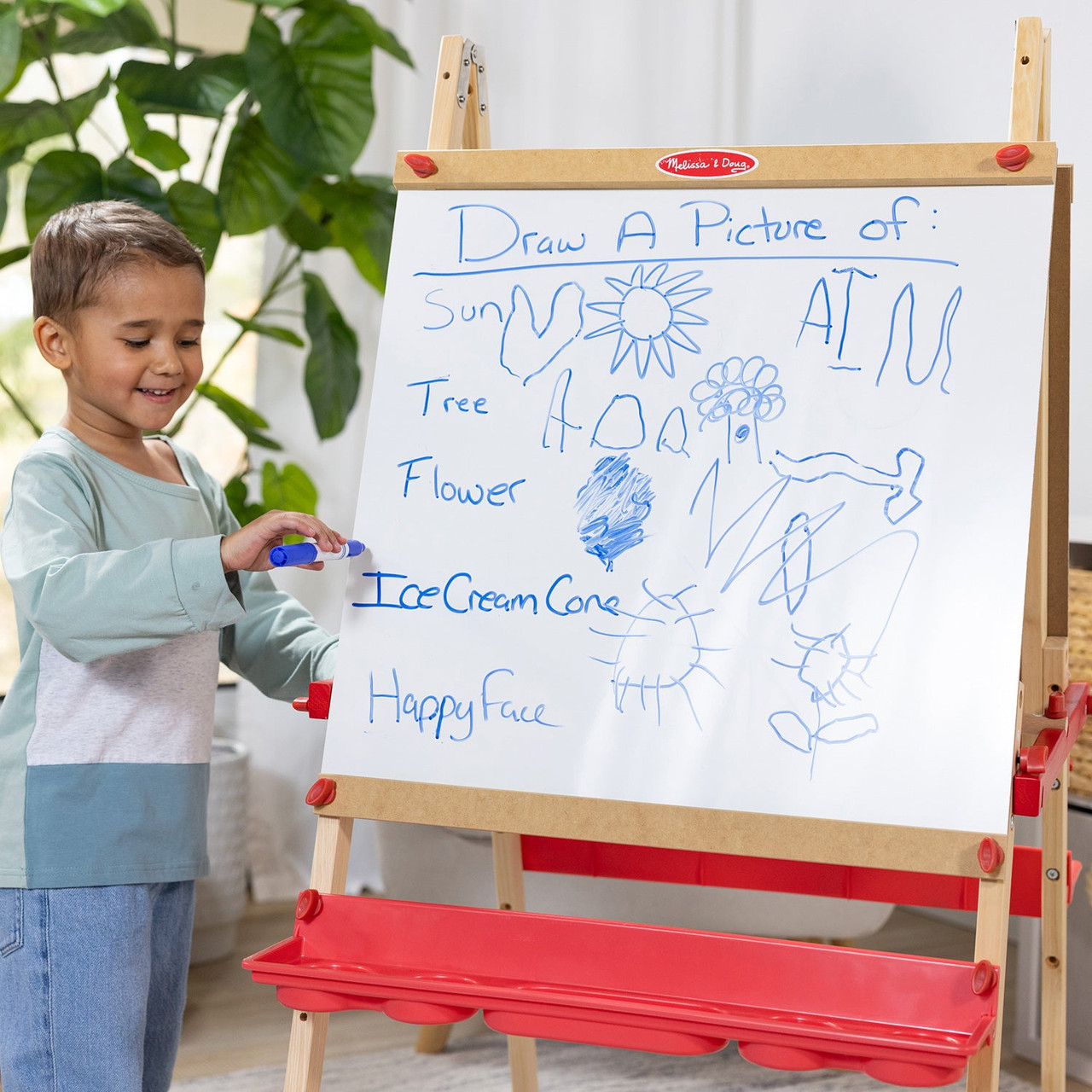 Deluxe Magnetic Standing Art Easel 4