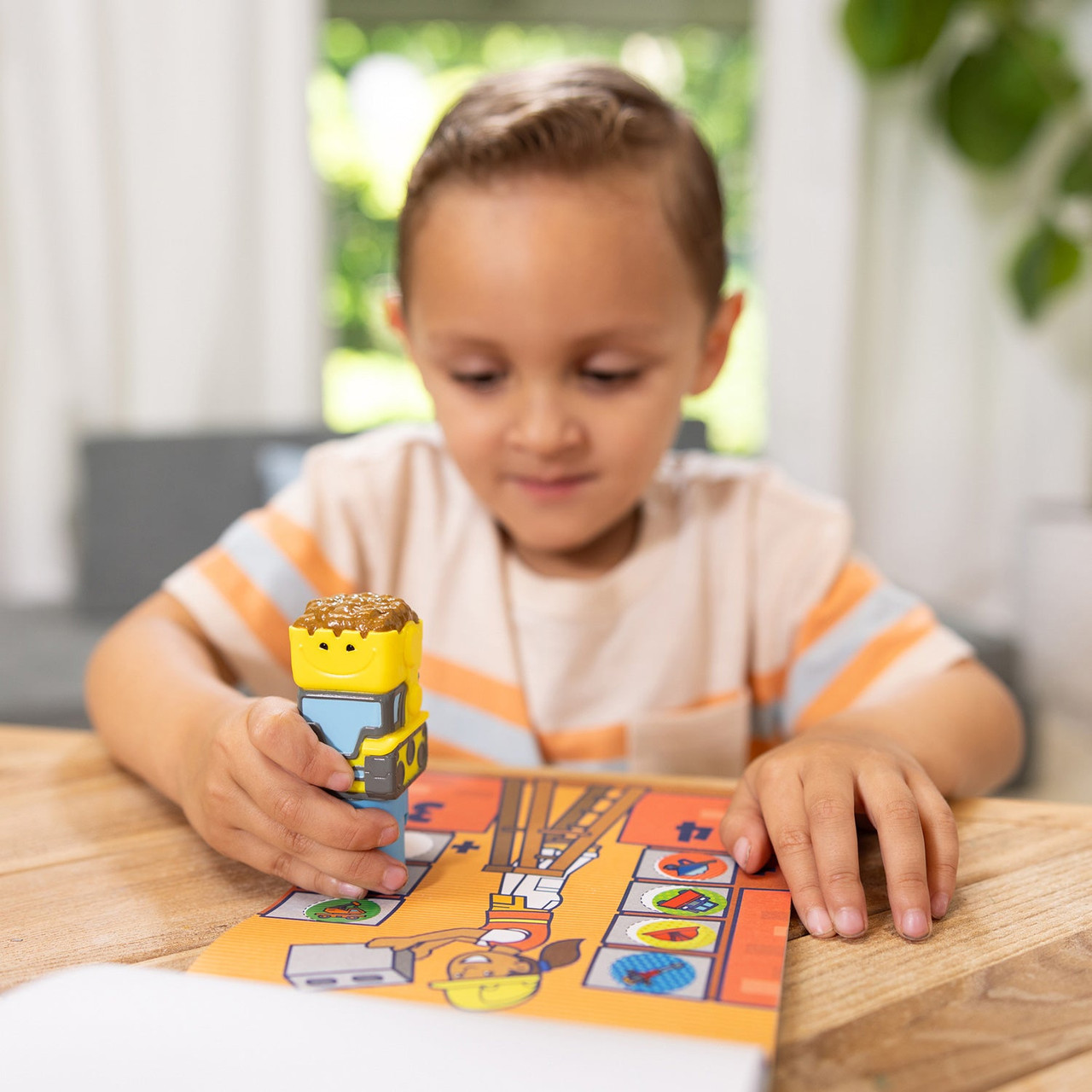 Sticker WOW! Activity Pad & Sticker Stamper - Bulldozer 2 Sticker WOW! Activity Pad & Sticker Stamper - Bulldozer 2